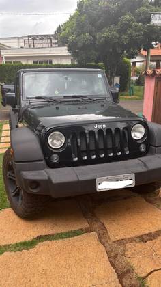 JEEP WRANGLER 3.6 UNLIMITED SPORT 4X4 V6 GASOLINA 4P AUTOMÁTICO JEEP WRANGLER 3.6 UNLIMITED SPORT 4X4 V6 GASOLINA 4P AUTOMÁTICO